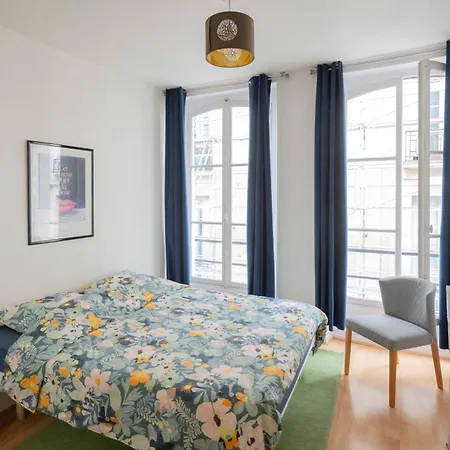 Superbe Notre-dame Apartment